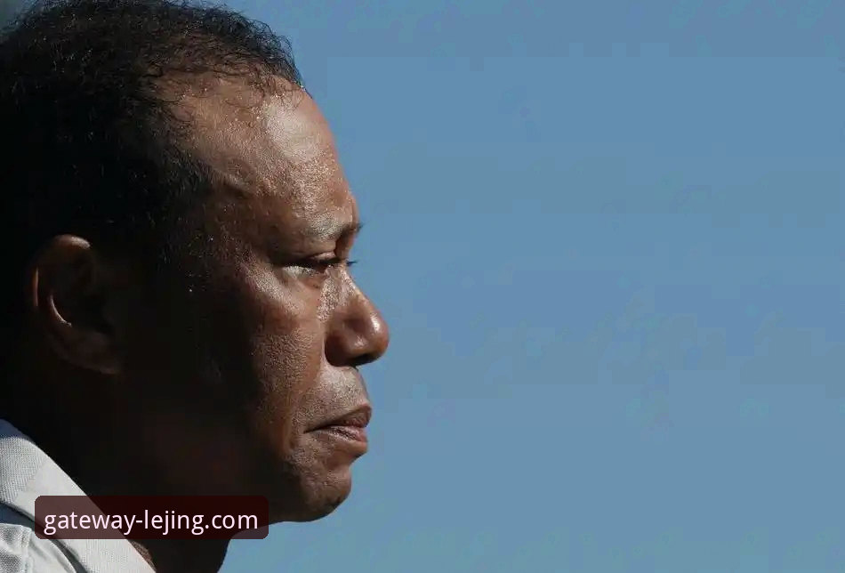 乐竞快速访问 揭秘老虎伍兹“药驾”撞车事件:从高尔夫巨星到法庭被告,他还能重返赛场吗?